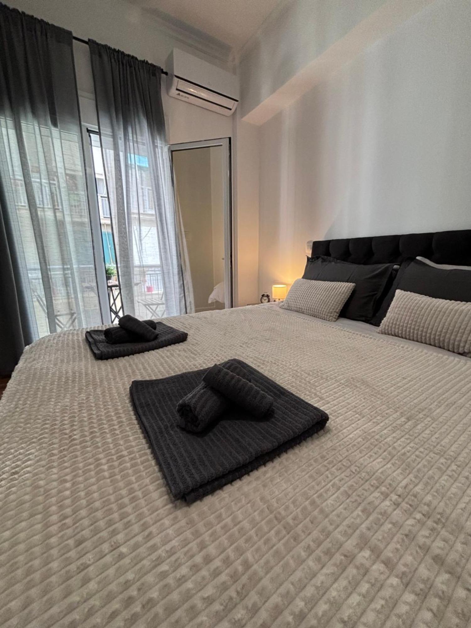 Cozy Apartment In The Heart Of Αθήνα Εξωτερικό φωτογραφία