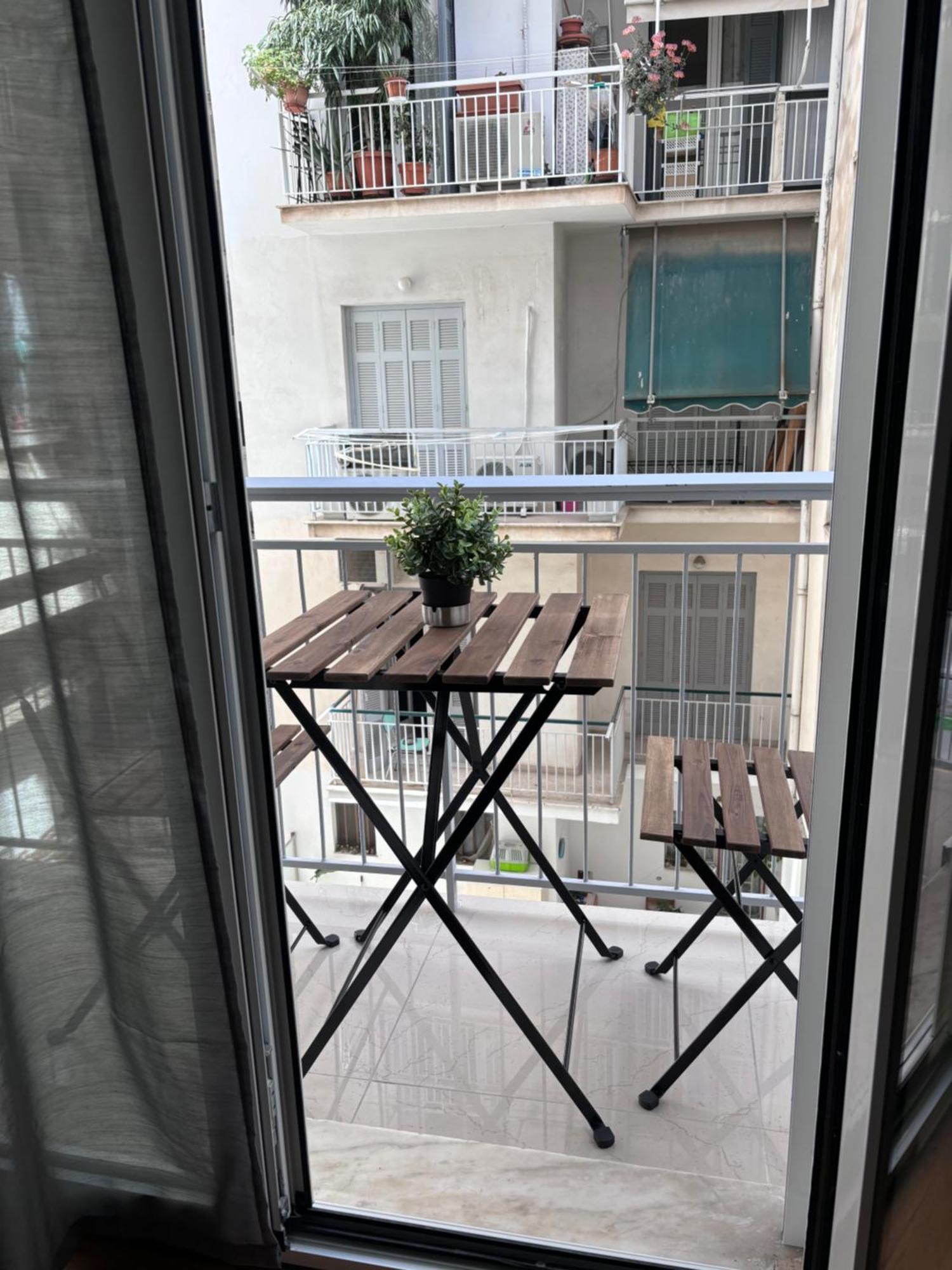 Cozy Apartment In The Heart Of Αθήνα Εξωτερικό φωτογραφία