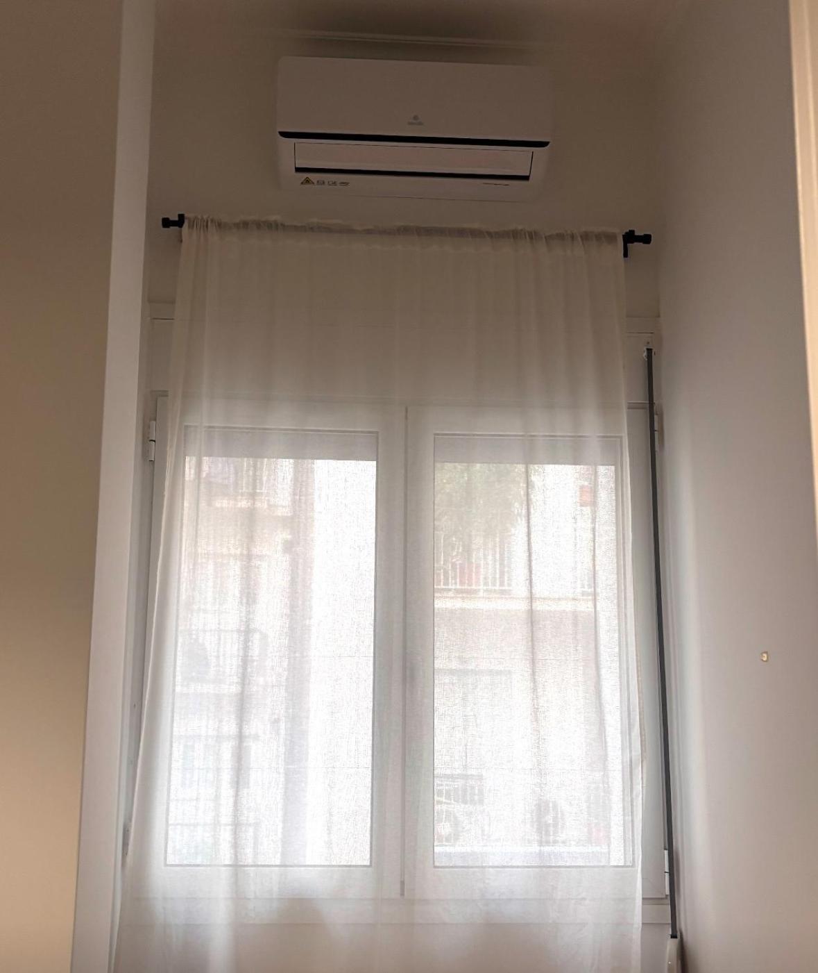 Cozy Apartment In The Heart Of Αθήνα Εξωτερικό φωτογραφία